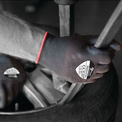 Choosing the Correct Hand Protection